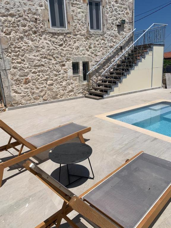 Mangata Suites Homes With Private Pools Spartokhórion Buitenkant foto
